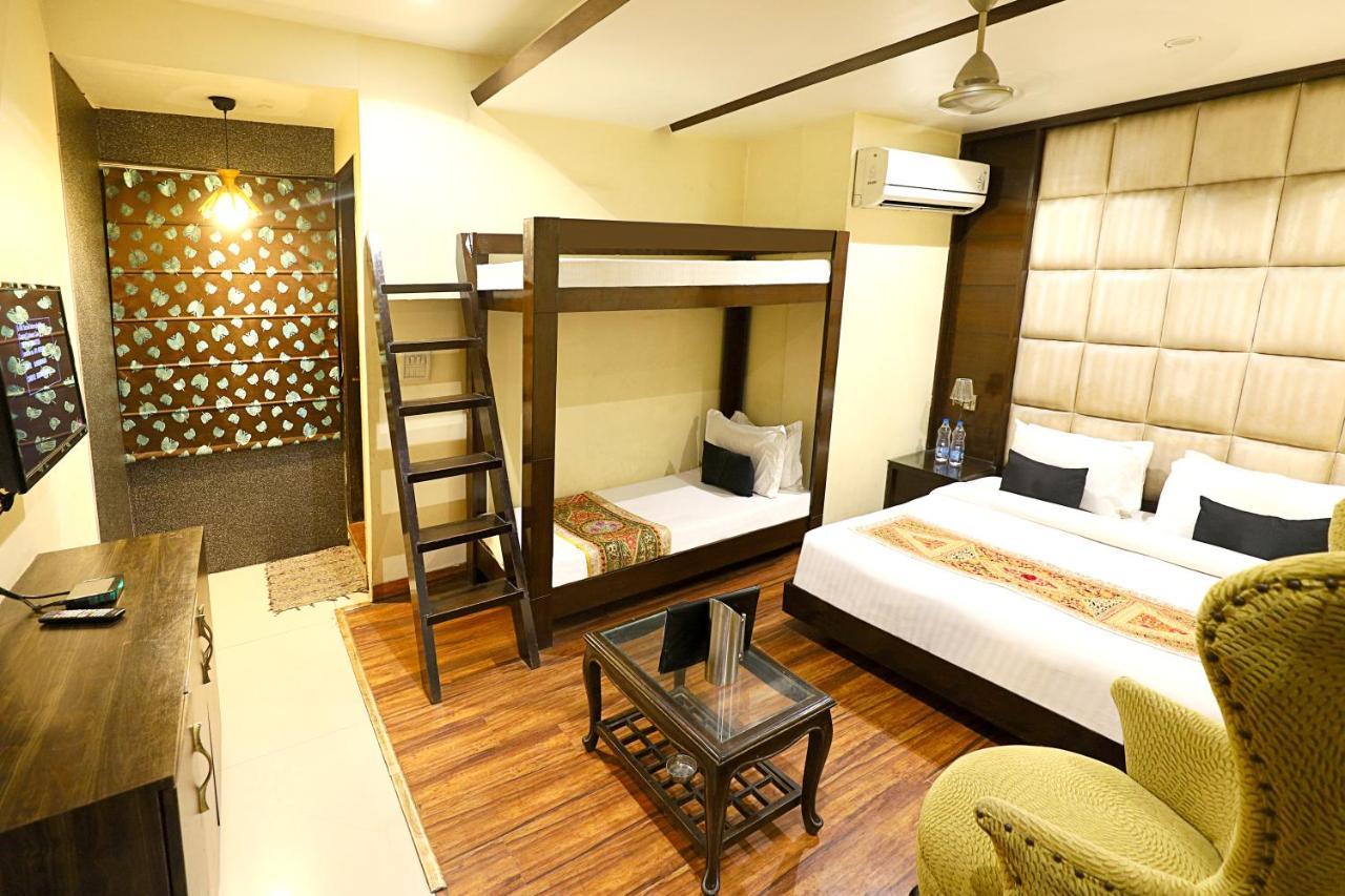 Staybook Hotel Aira, Paharganj, New Delhi Railway Station Exterior foto